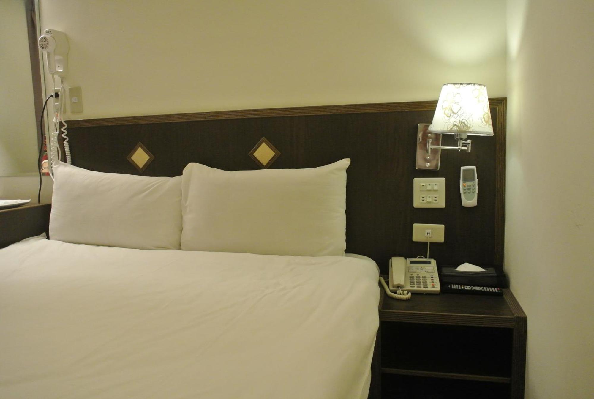 Melody Hotel T'ai-tung Quarto foto